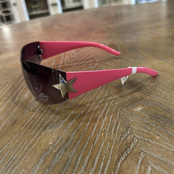 NWT sunglasses - Picture 5 of 6